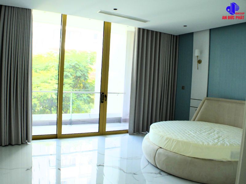 Sử dụng màu tương đồng để phối màu Cửa nhôm Xingfa và màu rèm