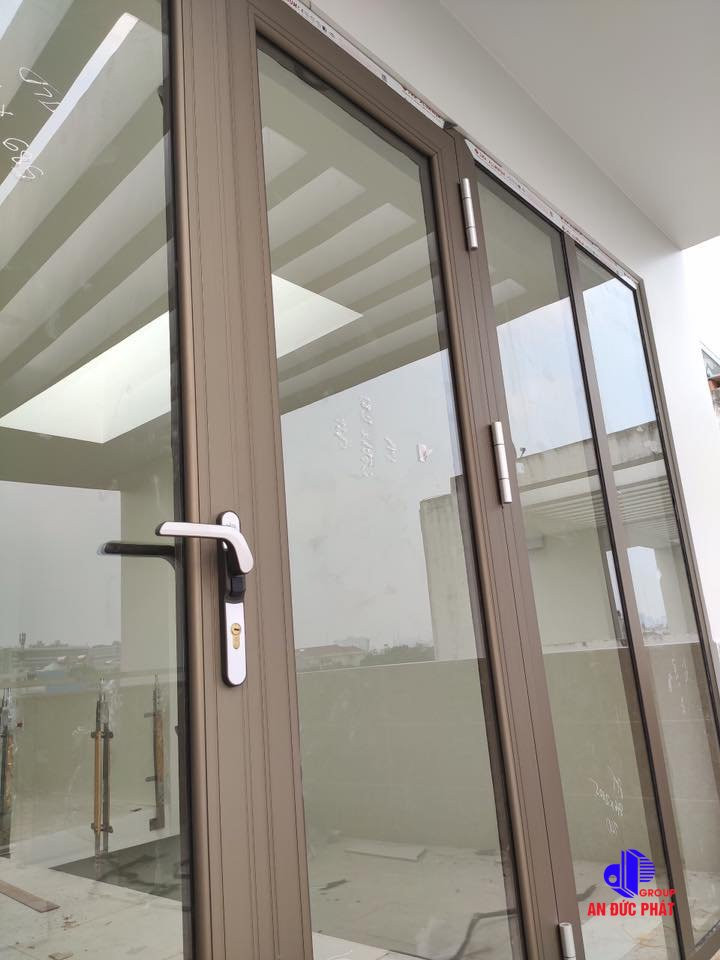 Cửa nhôm Xingfa xi mạ Anode