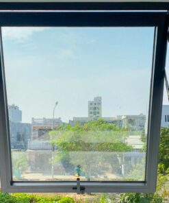 Cửa sổ mở hất