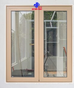 Cửa sổ mở quay